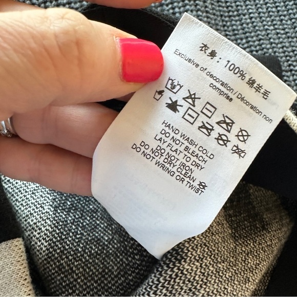 Marc Jacobs Monogram Oversized Knit Jumper and Monogram Knit Tube Skirt L/XL - Picture 14 of 16